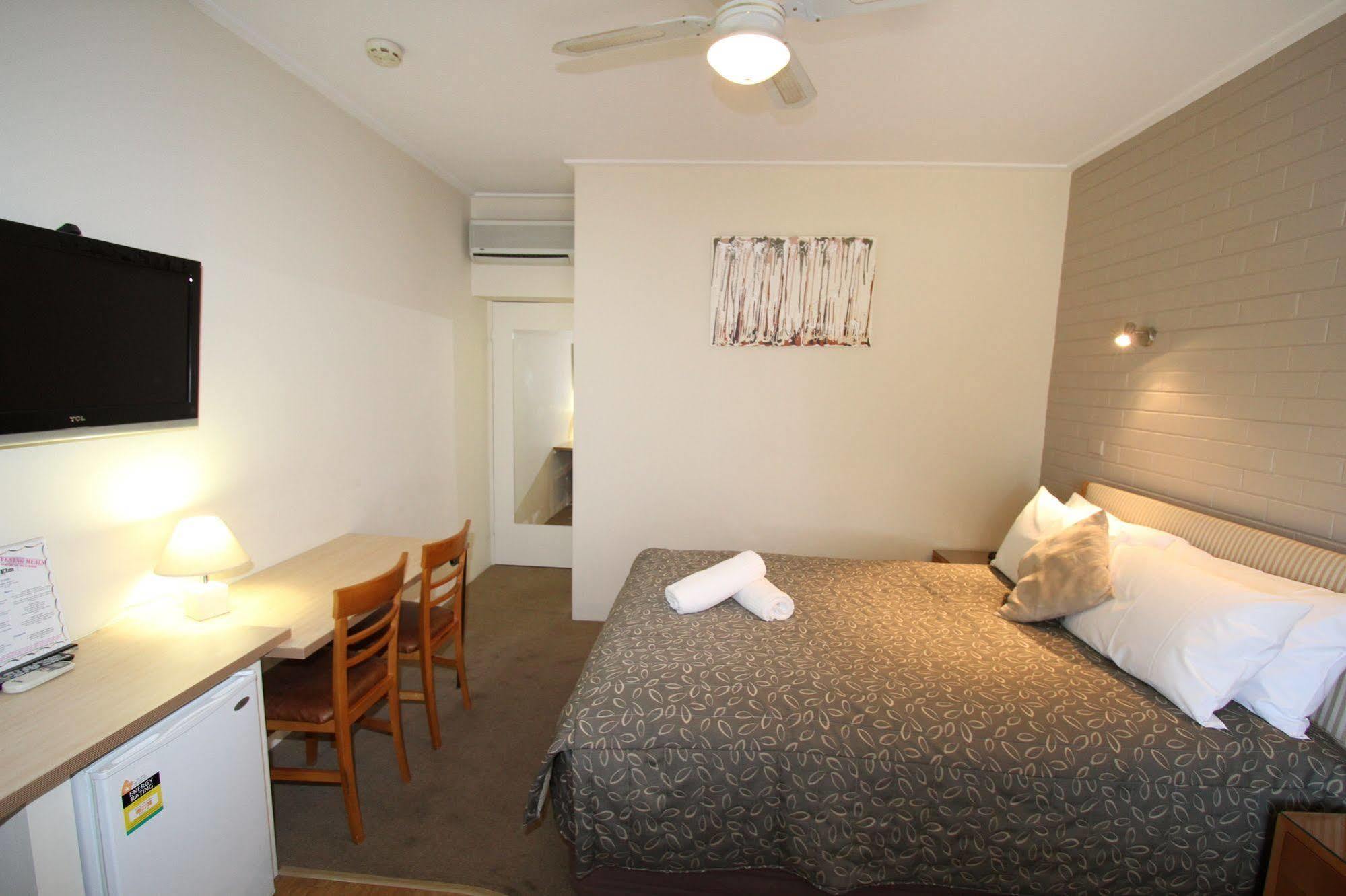 Elm Motel Bendigo Kültér fotó